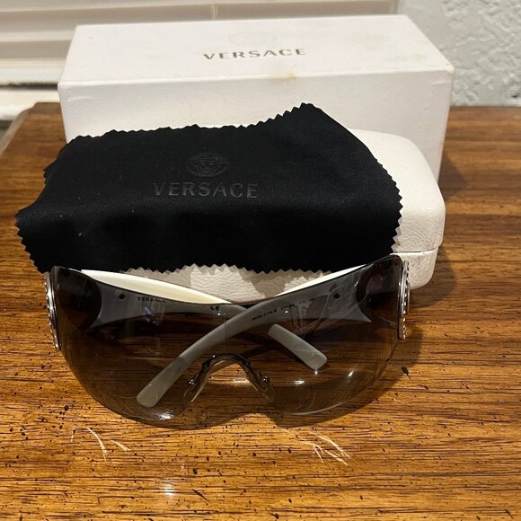 Versace 4116-B White Wrap Sunglasses with Crystal Medusa in Original Box Y2K main image 9